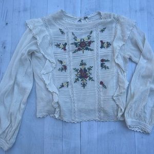 Rare**Free People boho embroidered Top! Super cute!